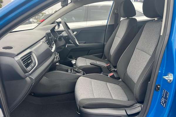 2024 Kia Stonic S YB