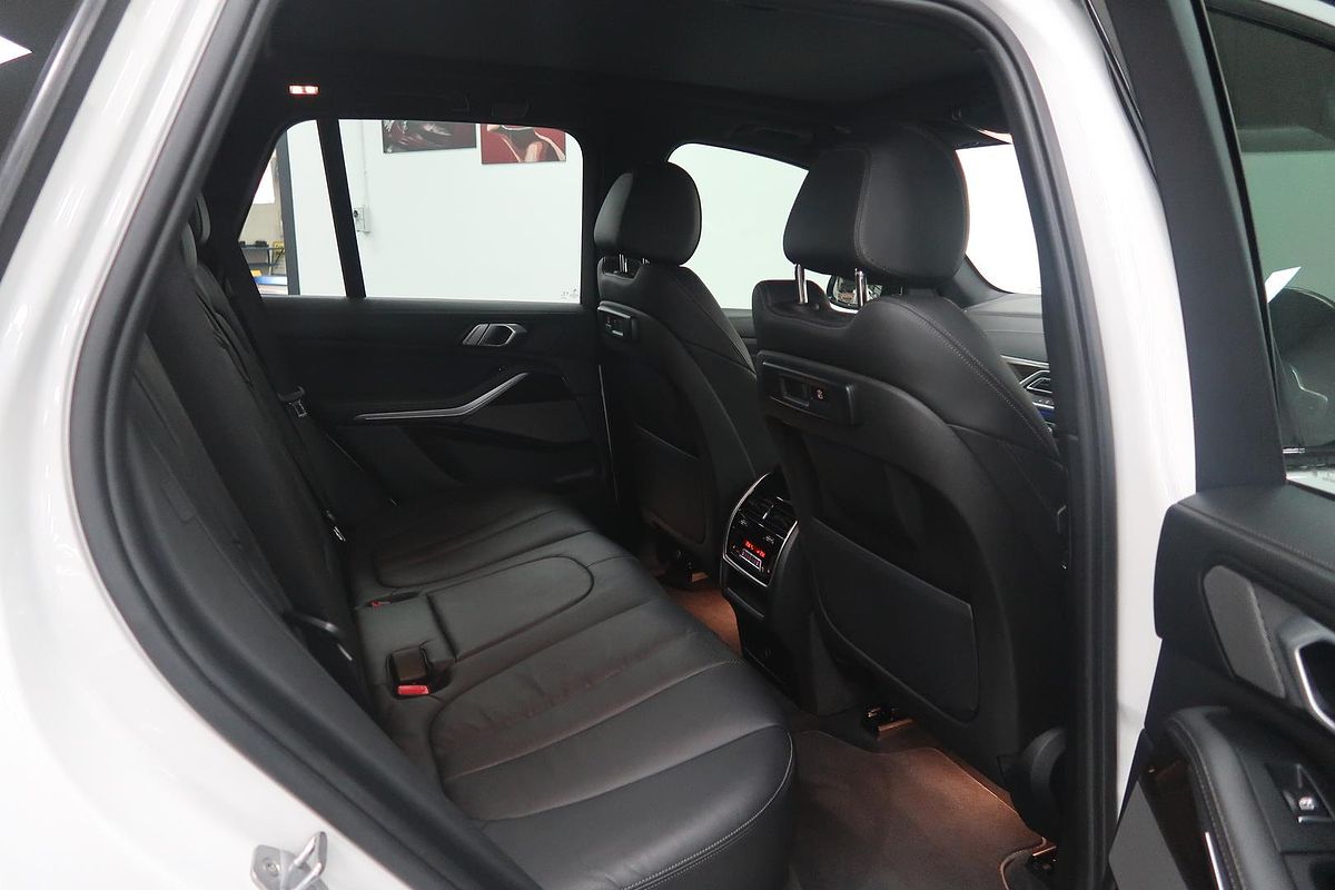 2019 BMW X5 M50d G05