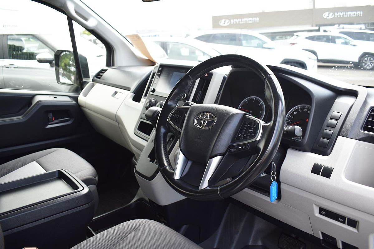 2022 Toyota Hiace GDH300R LWB