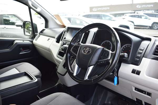2022 Toyota Hiace GDH300R LWB
