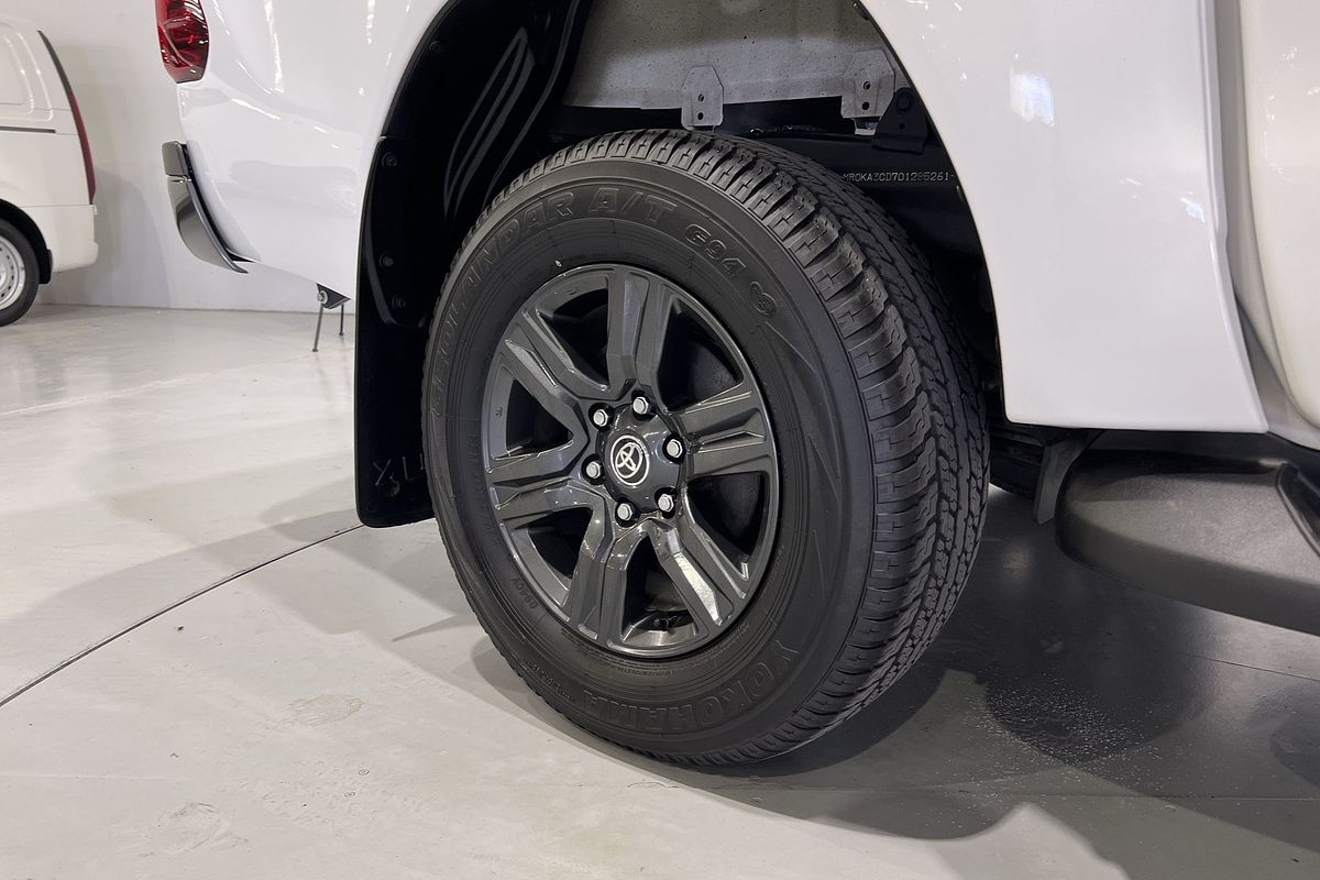 2023 Toyota Hilux SR GUN126R 4X4