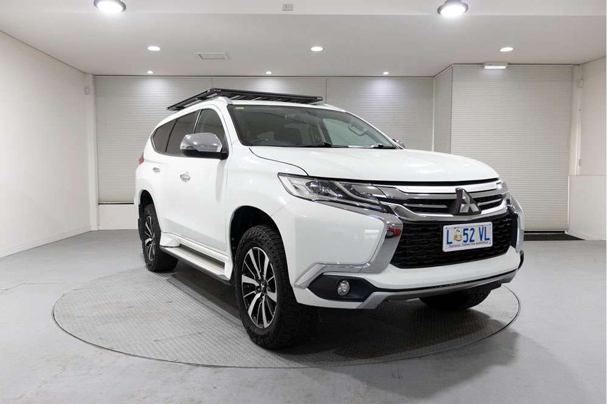 2017 Mitsubishi QE Pajero Sport GLS 2.4L DSL 8A/T 7S