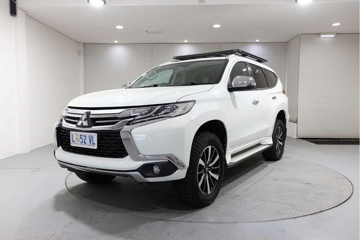2017 Mitsubishi QE Pajero Sport GLS 2.4L DSL 8A/T 7S