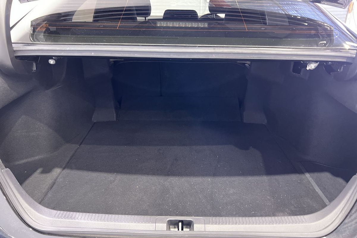 2020 Toyota Camry Ascent Sport AXVH71R