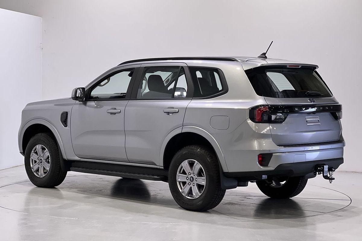 2024 Ford Everest Ambiente