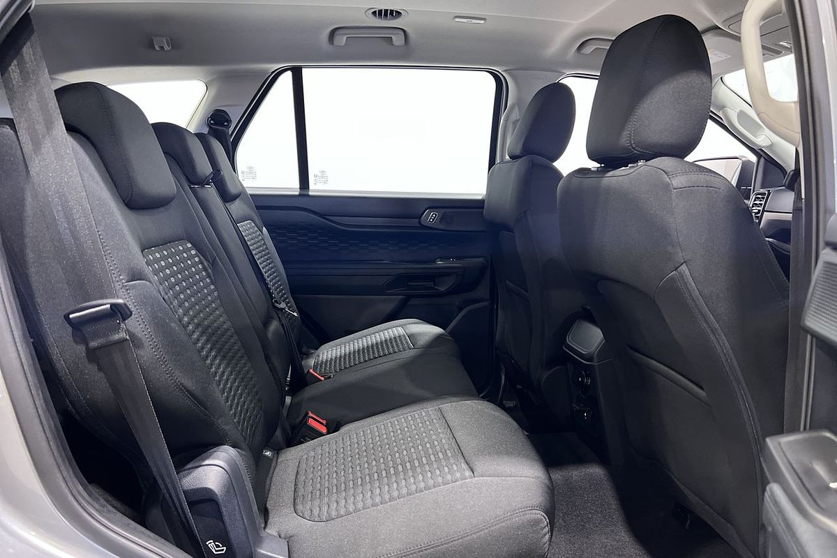 2024 Ford Everest Ambiente
