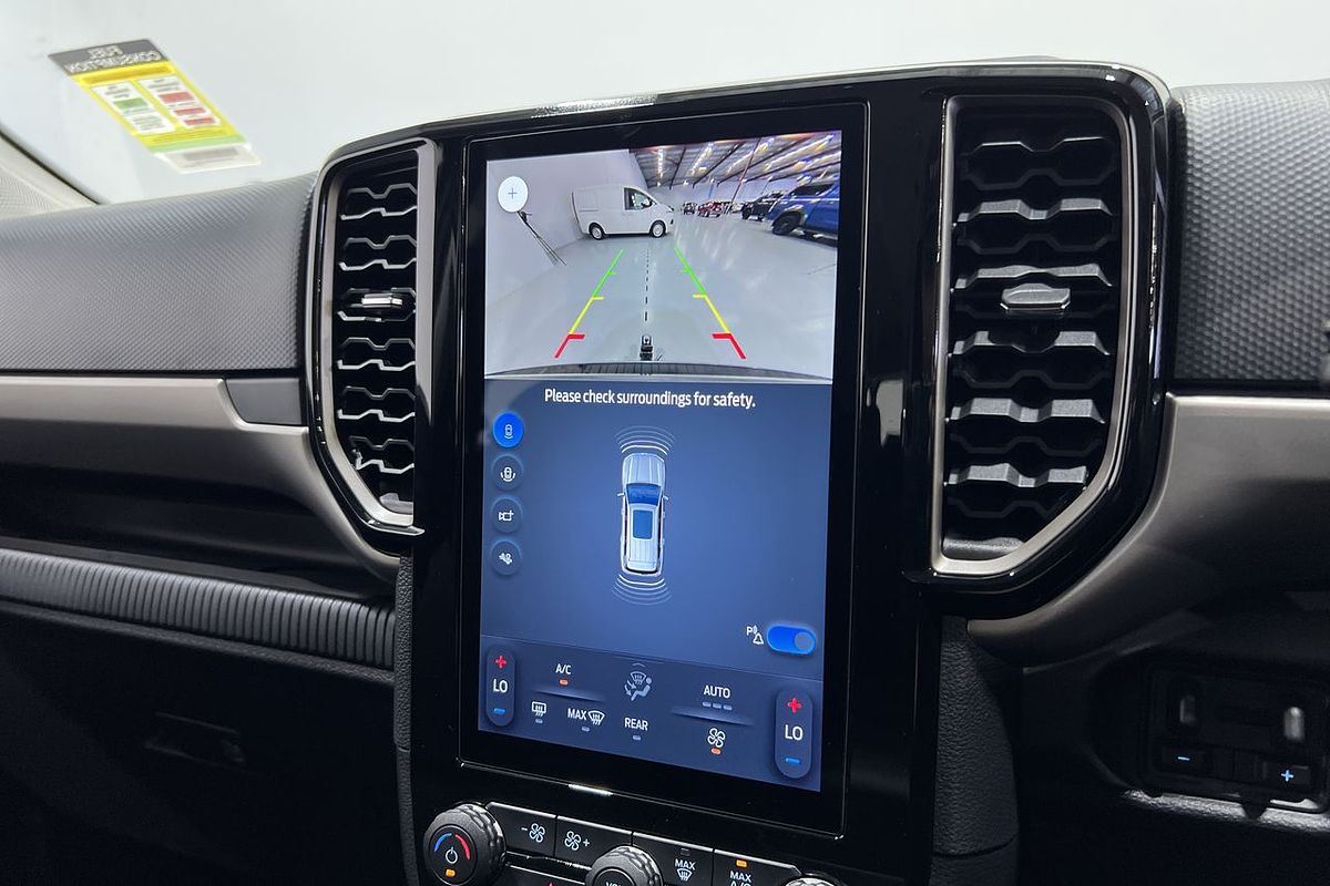 2024 Ford Everest Ambiente