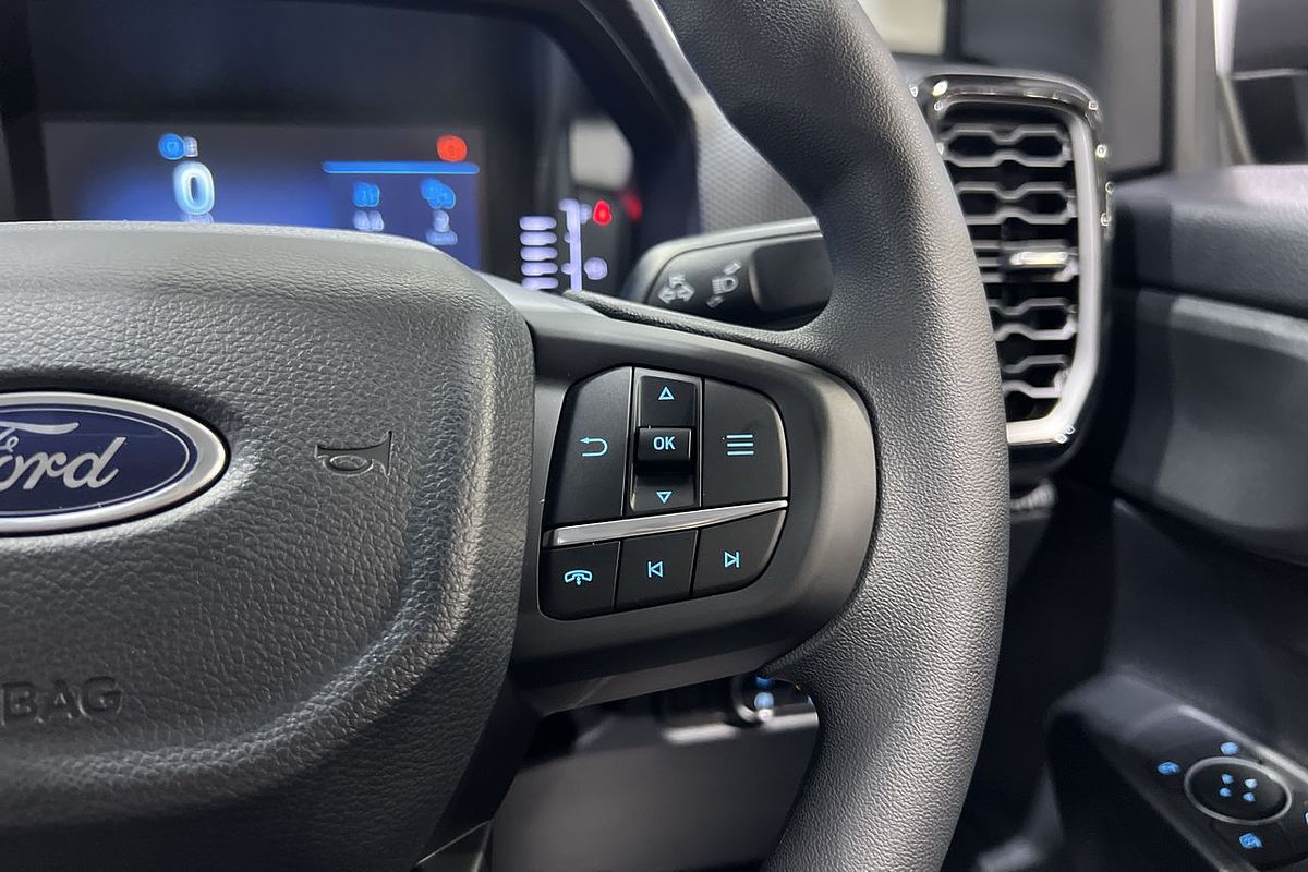 2024 Ford Everest Ambiente