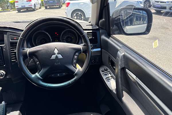 2012 Mitsubishi Pajero GLX NW