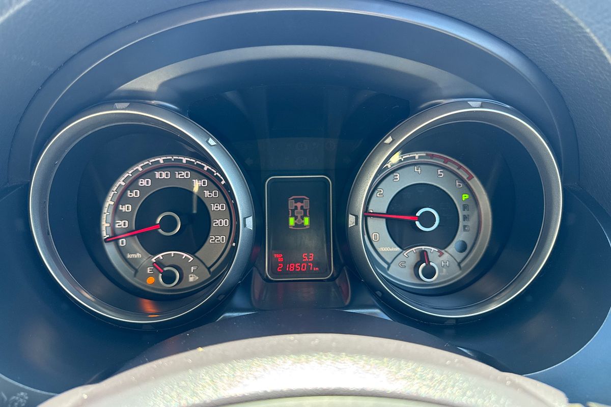 2012 Mitsubishi Pajero GLX NW