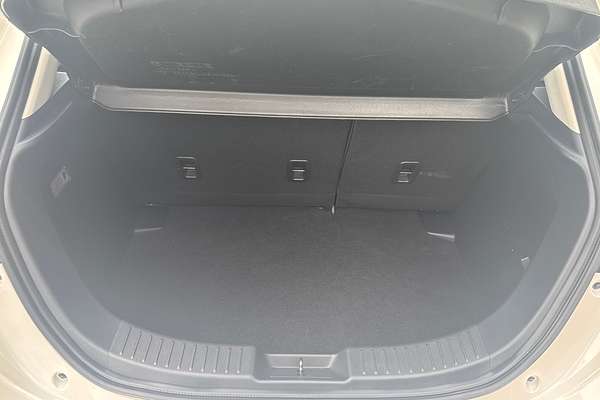 2023 Mazda 2 G15 Evolve DJ Series