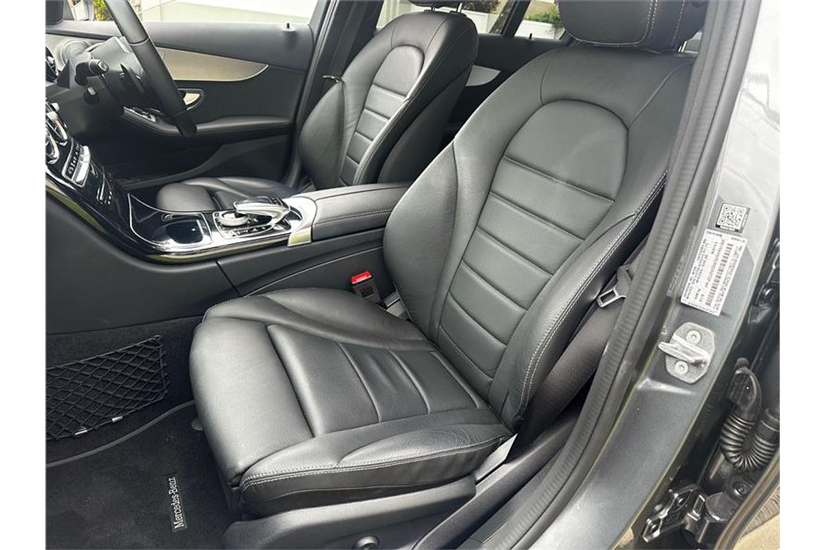 2019 Mercedes-Benz C300 205 MY18
