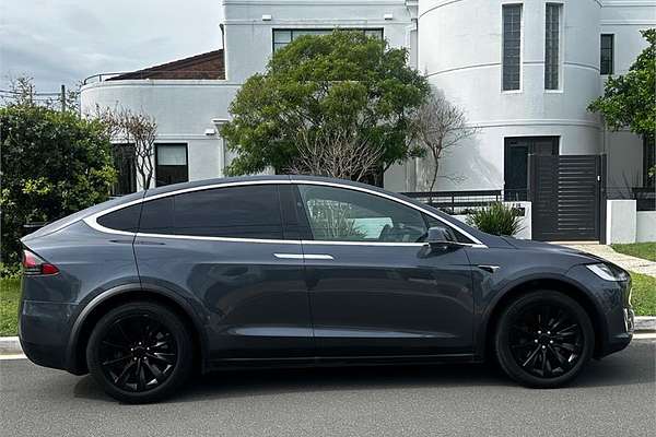 2018 Tesla MODEL X 75D (75XB) MY18