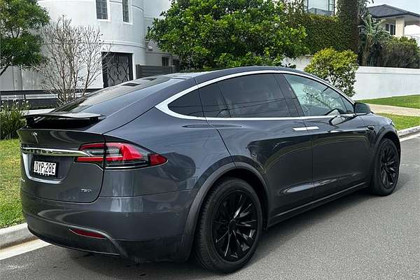 2018 Tesla MODEL X 75D (75XB) MY18