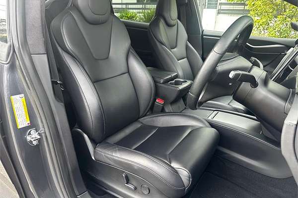 2018 Tesla MODEL X 75D (75XB) MY18