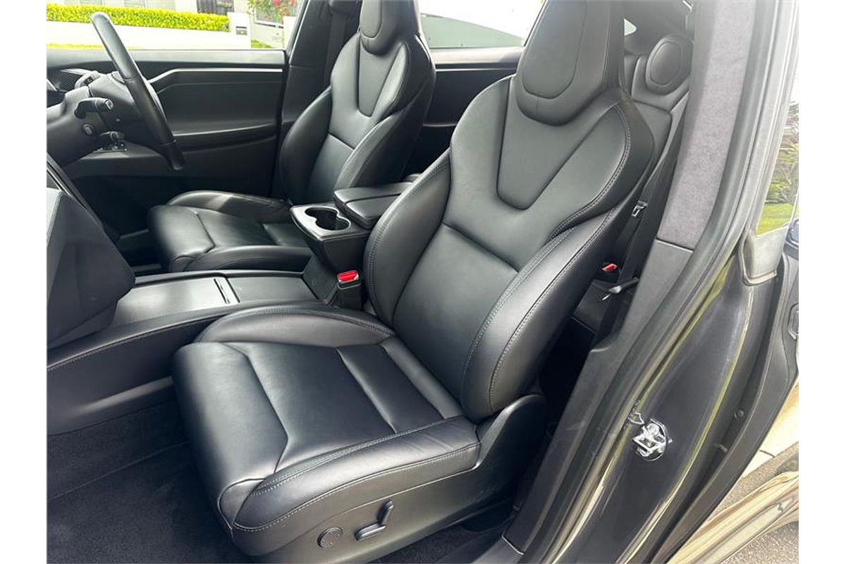 2018 Tesla MODEL X 75D (75XB) MY18