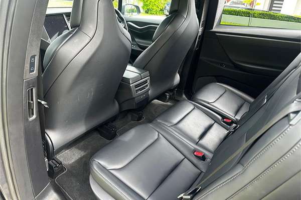 2018 Tesla MODEL X 75D (75XB) MY18