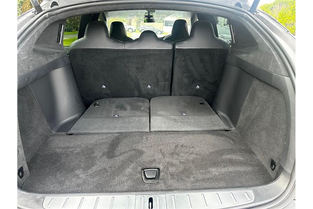 2018 Tesla MODEL X 75D (75XB) MY18