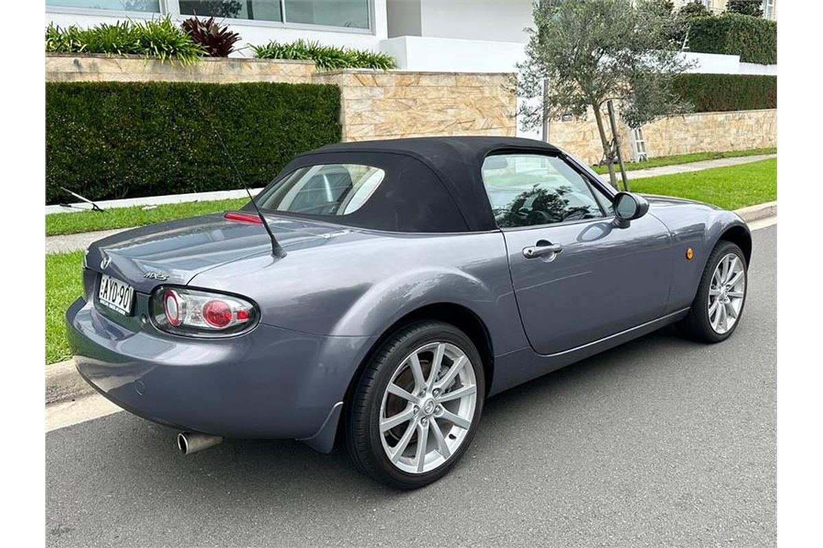 2005 Mazda MX-5 NC