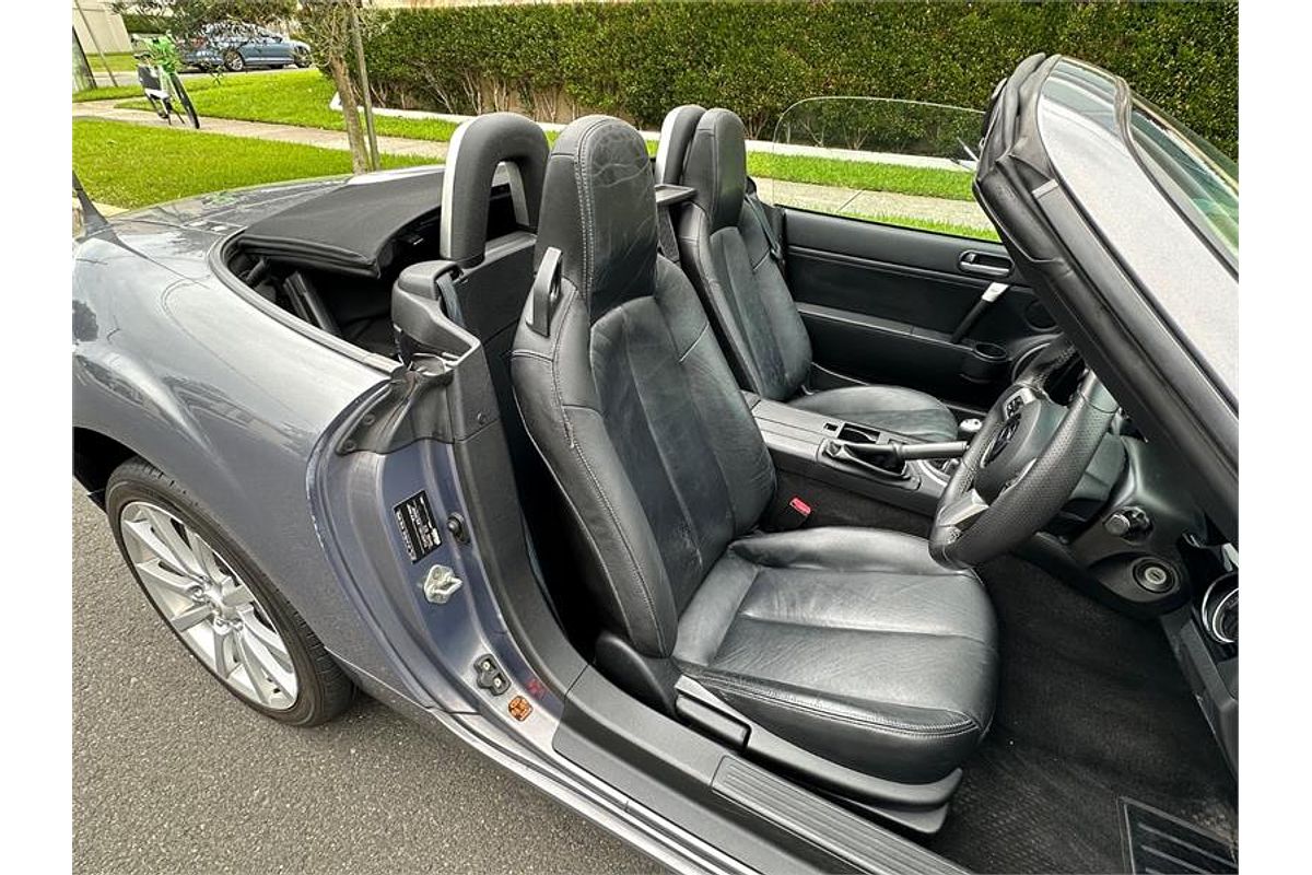 2005 Mazda MX-5 NC