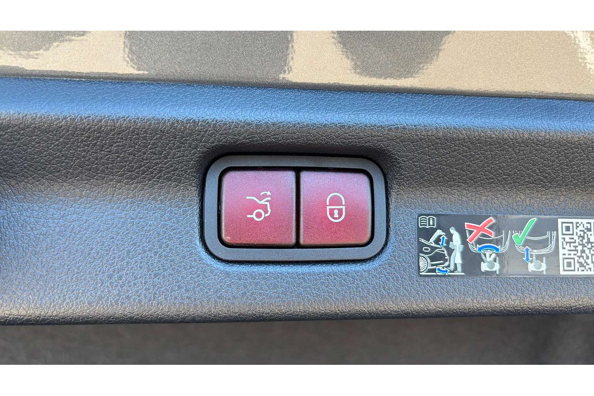 2023 Mercedes-Benz EQE EQE350 V295