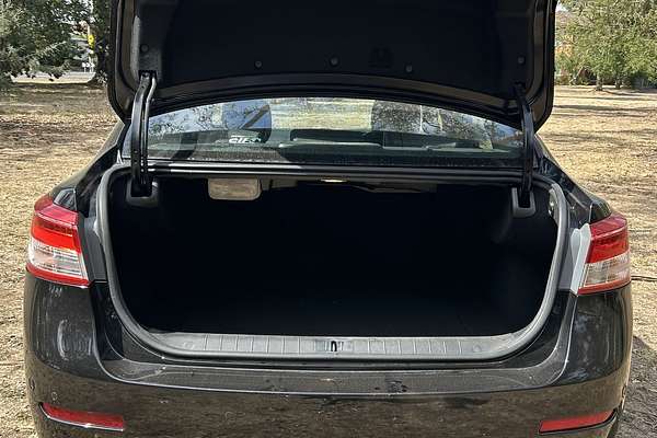 2013 Renault Latitude Privilege L43
