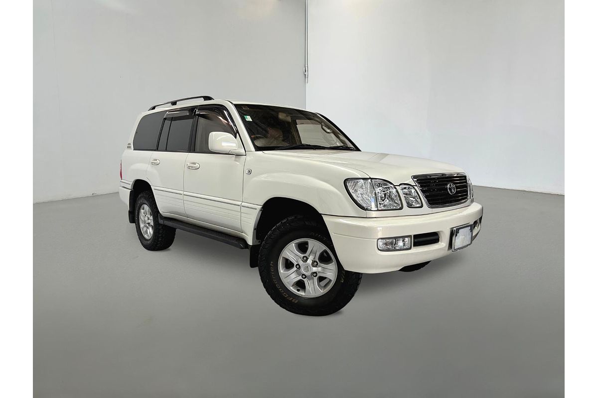 1999 Toyota Landcruiser Cygnus