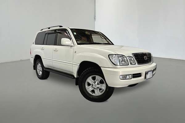 1999 Toyota Landcruiser Cygnus