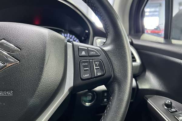 2023 Suzuki S-Cross GL+ JYB