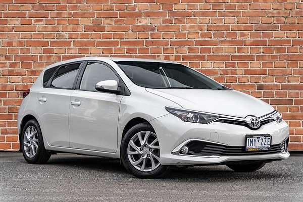 2018 Toyota Corolla Ascent Sport ZRE182R