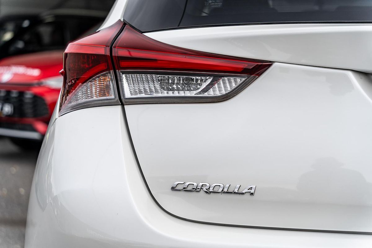 2018 Toyota Corolla Ascent Sport ZRE182R
