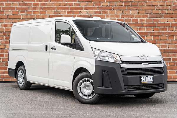 2024 Toyota Hiace GDH300R LWB