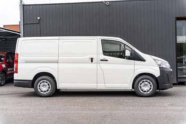 2024 Toyota Hiace GDH300R LWB