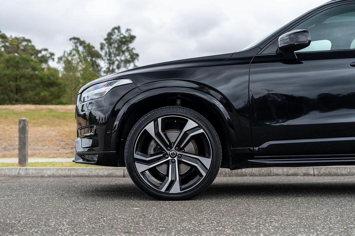 2020 Volvo XC90 T6 R-Design
