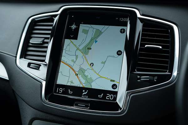 2020 Volvo XC90 T6 R-Design