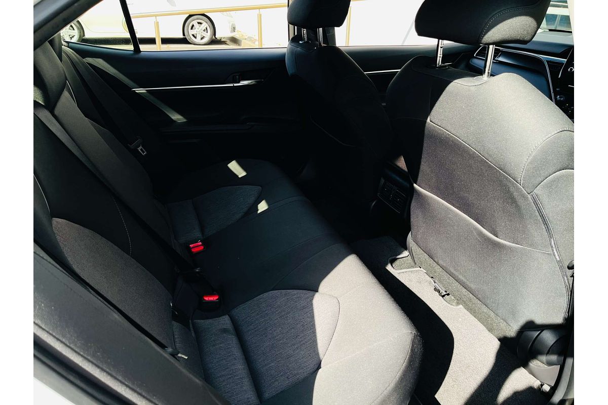 2021 Toyota Camry Ascent AXVH70R