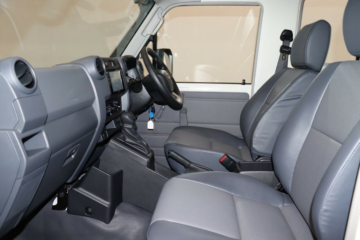 2024 Toyota Landcruiser Workmate Troopcarrier GDJL78R