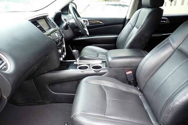2016 Nissan Pathfinder ST (4x2) R52 MY15