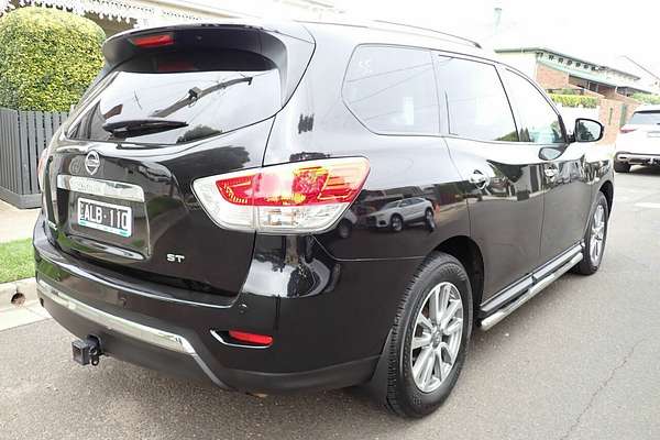 2016 Nissan Pathfinder ST (4x2) R52 MY15
