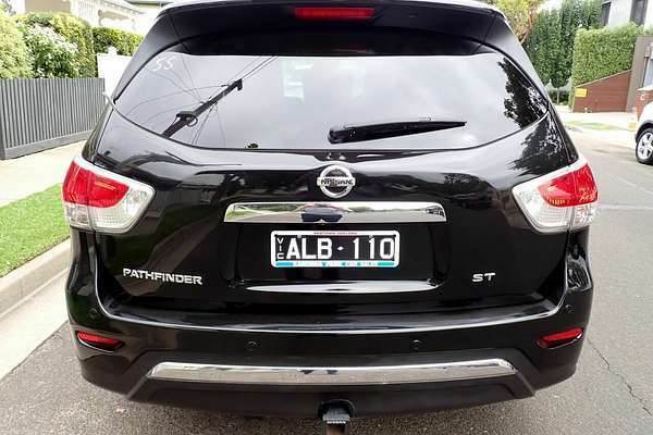 2016 Nissan Pathfinder ST (4x2) R52 MY15