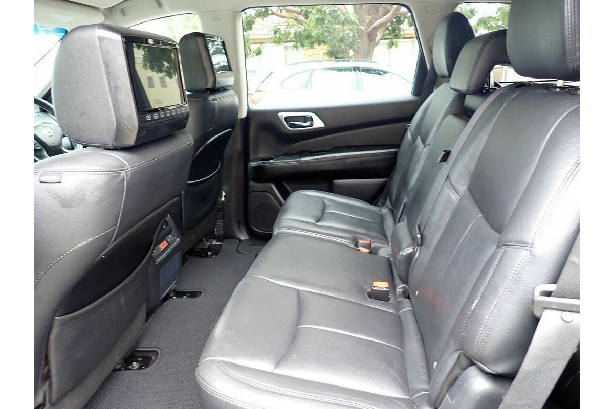 2016 Nissan Pathfinder ST (4x2) R52 MY15