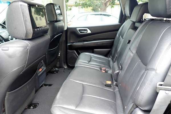 2016 Nissan Pathfinder ST (4x2) R52 MY15