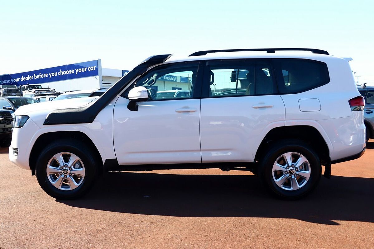 2024 Toyota Landcruiser GX FJA300R