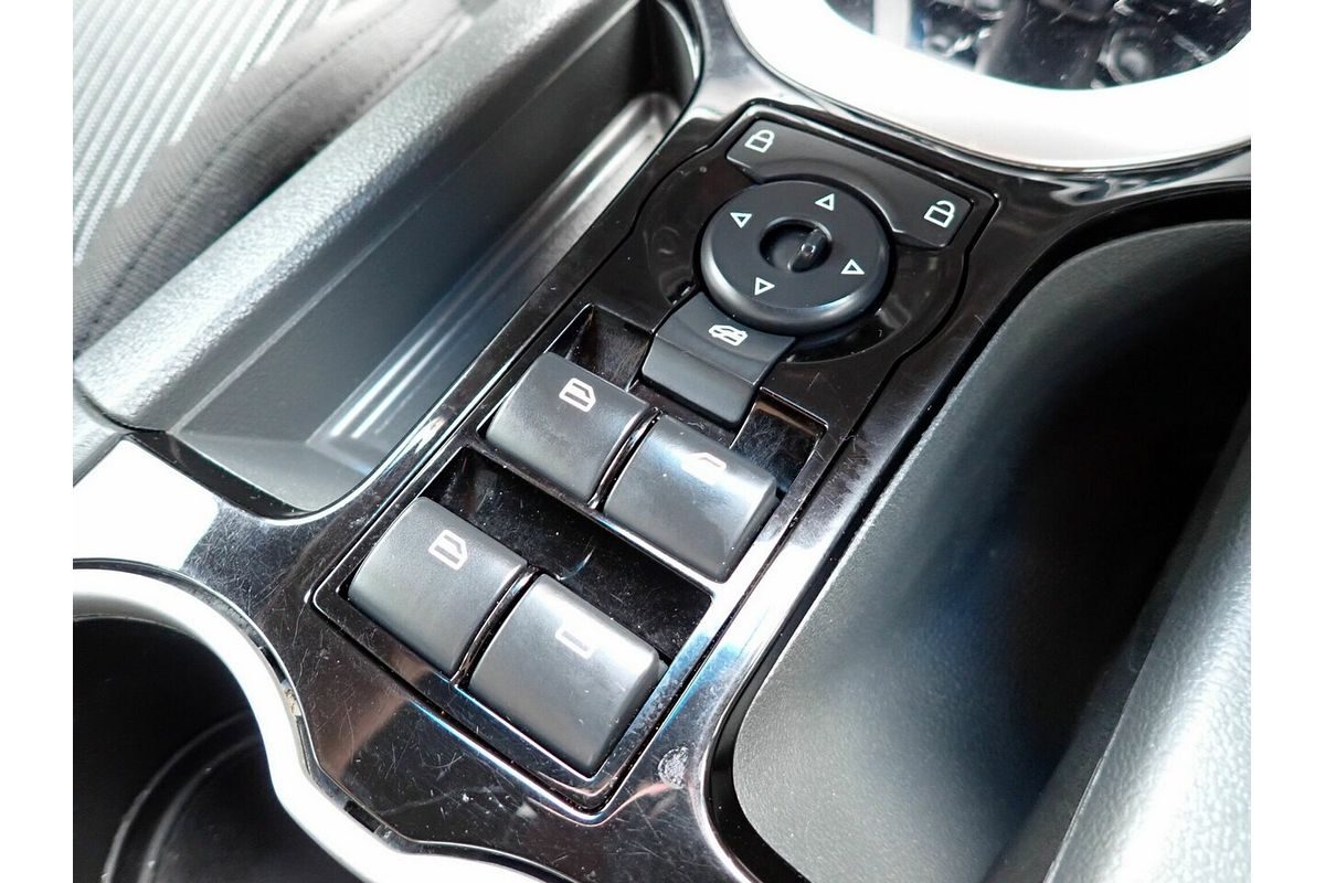 2013 Holden Commodore SV6 VE II MY12.5
