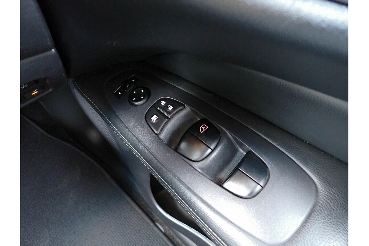 2016 Nissan Pathfinder ST-L (4x2) R52 MY15