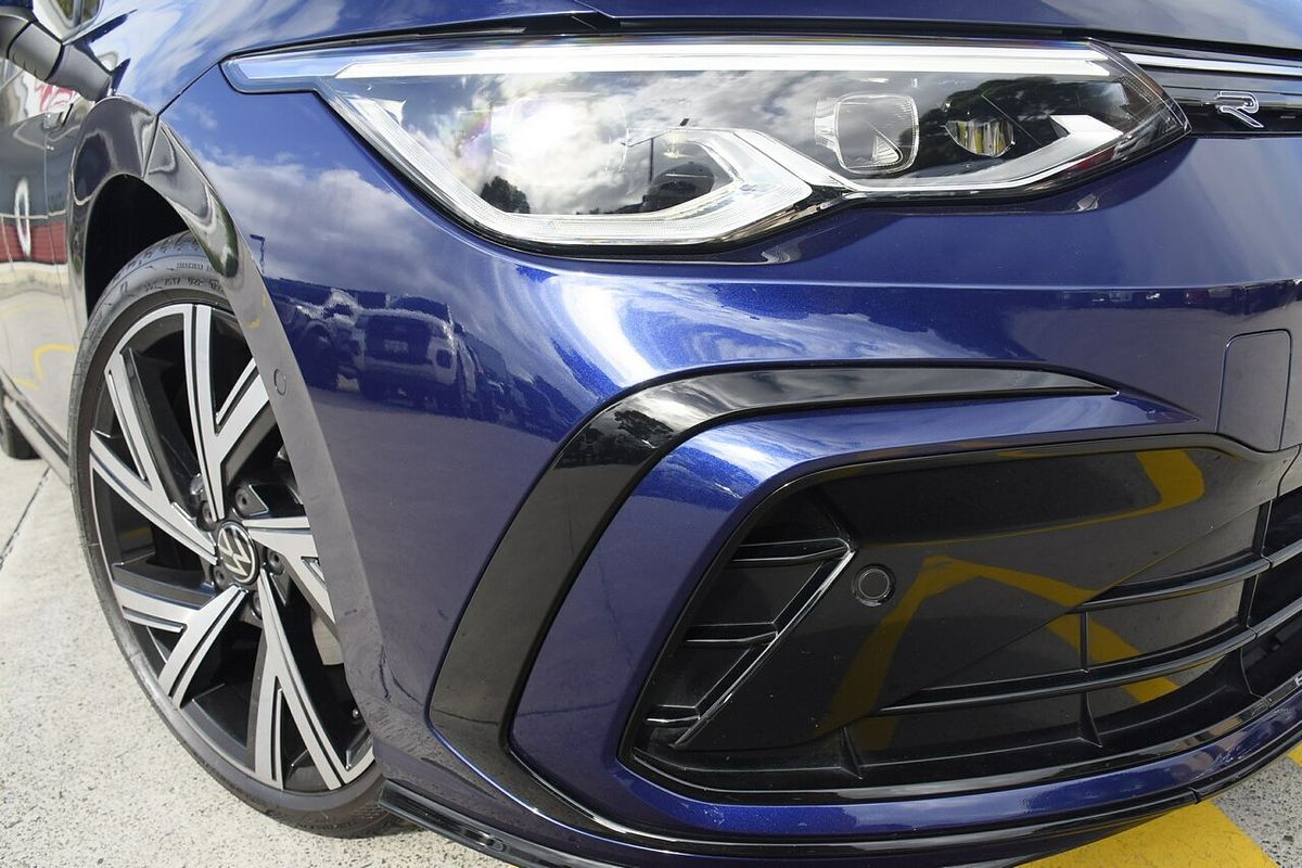2023 Volkswagen Golf 110TSI R-Line 8