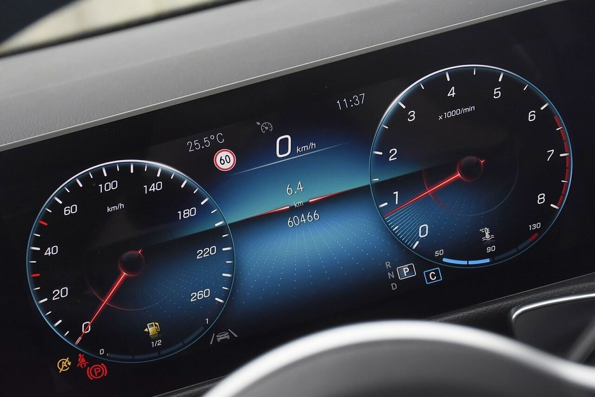 2021 Mercedes-Benz GLB-Class GLB200 X247
