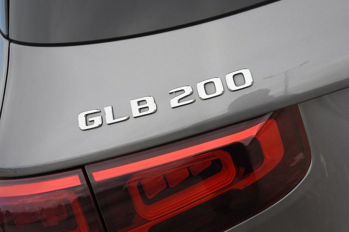 2021 Mercedes-Benz GLB-Class GLB200 X247