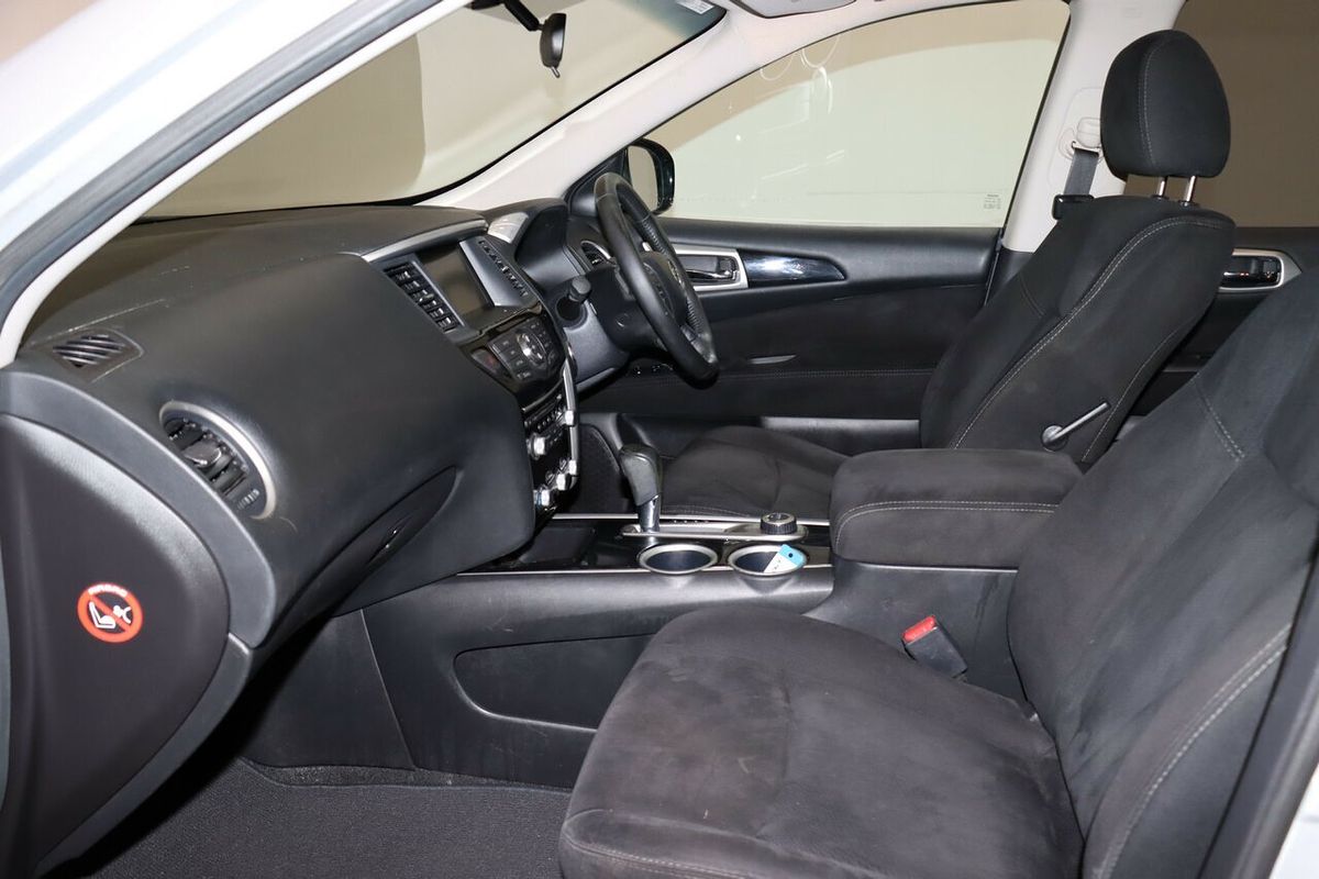 2014 Nissan Pathfinder ST R52