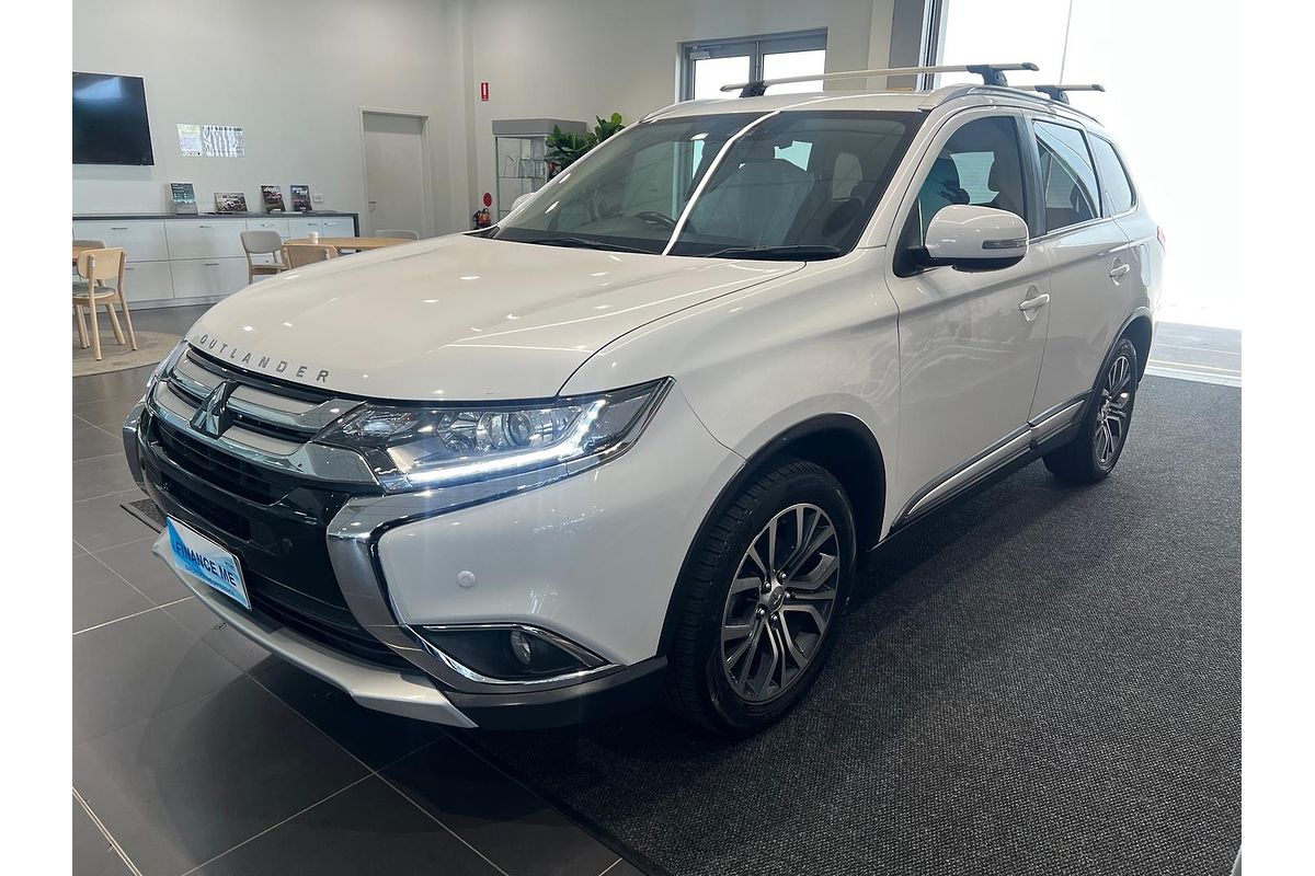 2017 Mitsubishi Outlander LS Safety Pack ZK